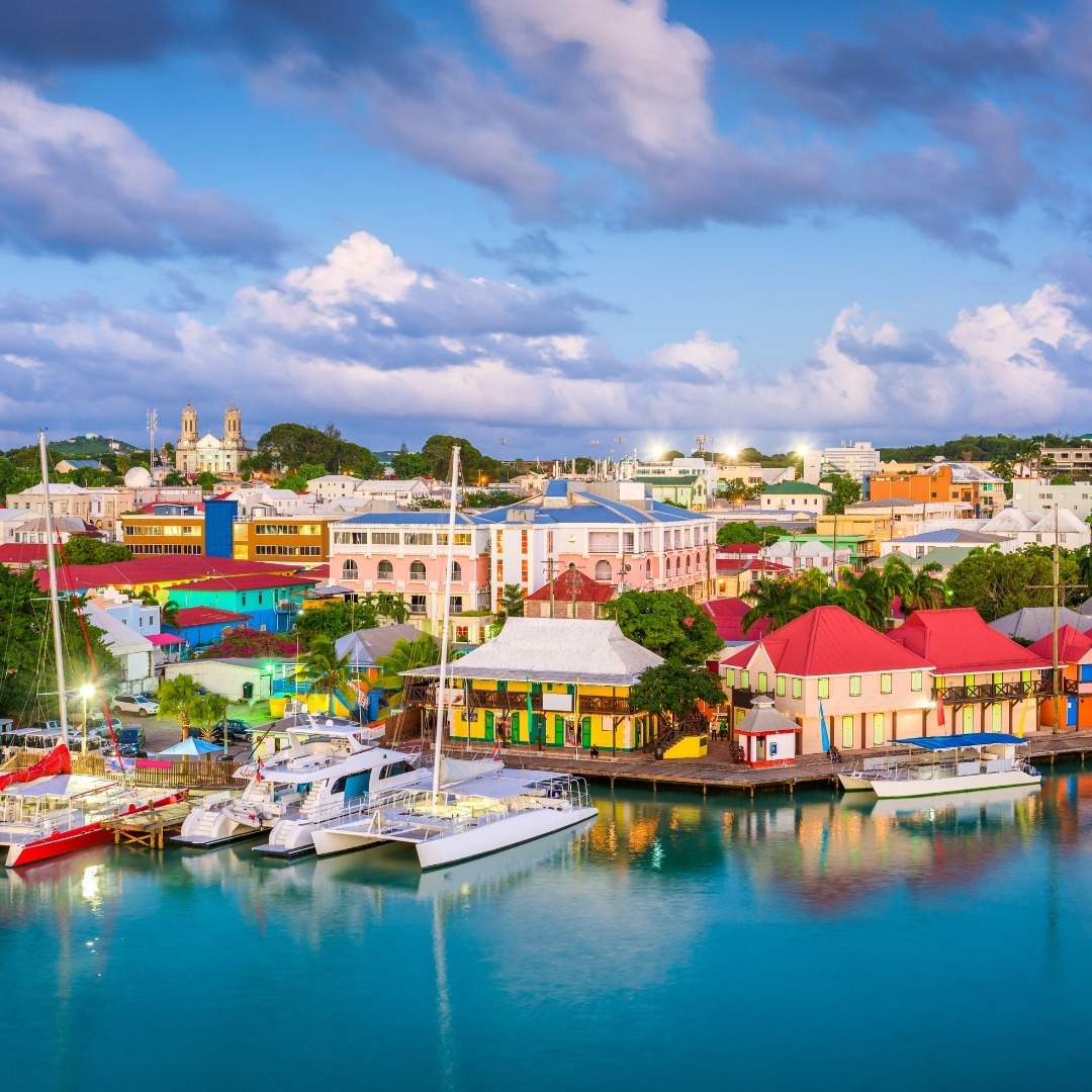 Antigua and Barbuda accepts applicants from all nationalities